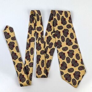 Vintage Saks Fifth Avenue Silk Tie Yellow Paisley Medallion Pattern Classic